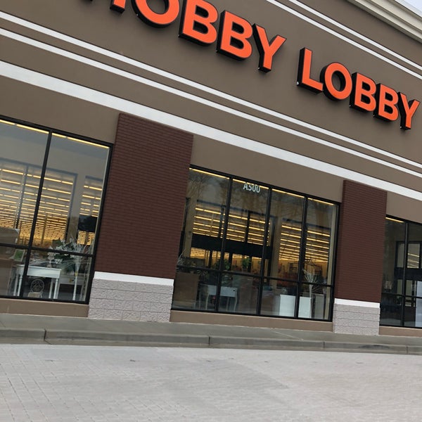 Hobby Lobby Fabric Shop in Tucker