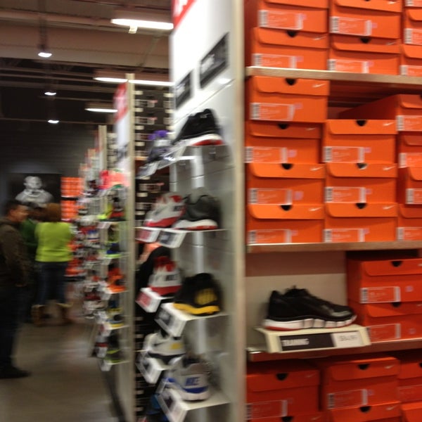 nike store deer park