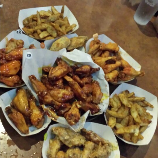 Buffalo Wild Wings Wings Joint