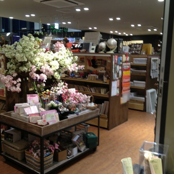 Photos At East Side Tokyo センター北店 Now Closed Arts Crafts Store In 都筑区 Photos At East Side Tokyo センター北店 Now Closed Arts Crafts Store In 都筑区