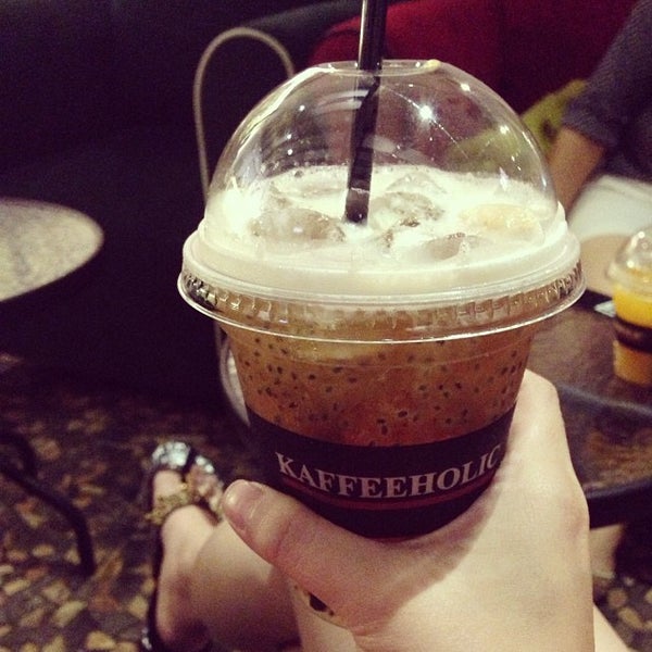 Photo taken at Kaffeeholic Coffee by Buffyfly on 10/23/2013