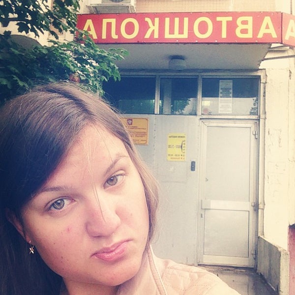 дизайн квартиры 41 квадратный метр. митино 41. пятницкое шоссе 41 москва. уваровский пер д 4 городская поликлиника 180. дизайнерская стена.