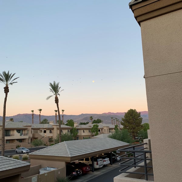 Foto tirada no(a) Marriott&#39;s Desert Springs Villas I por Jeremy B. em 7/18/2019