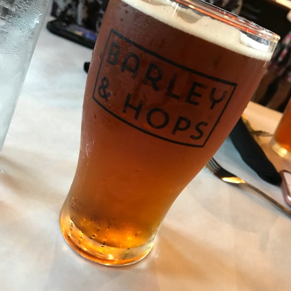 Photo taken at Barley And Hops Grill &amp; Microbrewery by Jeremy B. on 7/13/2018