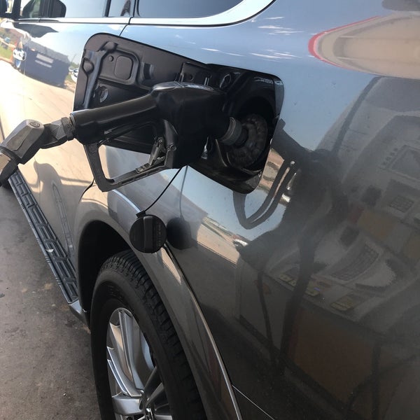 Shell Fuel Station in Colorado Springs