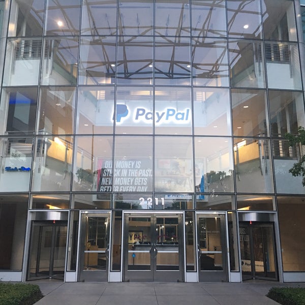 Photo taken at PayPal by Oleksiy S. on 4/24/2016