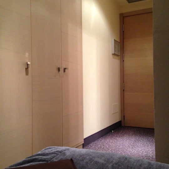 Foto diambil di Hotel Nazionale oleh 👿👿👿Jocker pada 11/5/2012