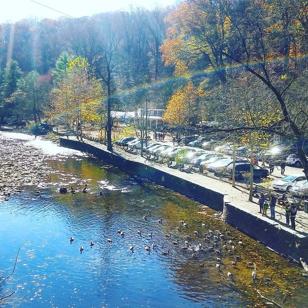 Das Foto wurde bei Valley Green Inn von Tim S. am 11/8/2015 aufgenommen