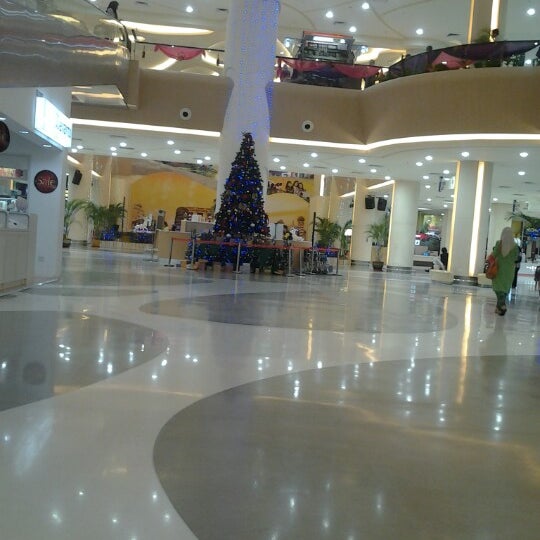 Photos At Pasar Raya Besar Mydin Marry Brown 18 Visitors