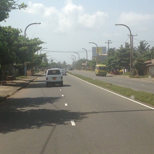 Photos at Galle Road Bambalapitiya Road in Bambalapitiya