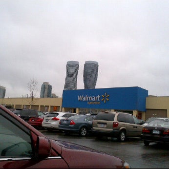 Photo taken at Walmart Supercentre by Thompson L. C. on 10/24/2012