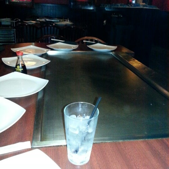 Photo taken at Sumo Japanese Steakhouse by James P. on 12/3/2012