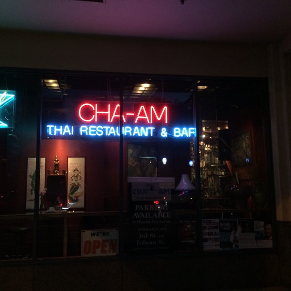Photo taken at Cha-Am Thai by Ben L. on 12/30/2015