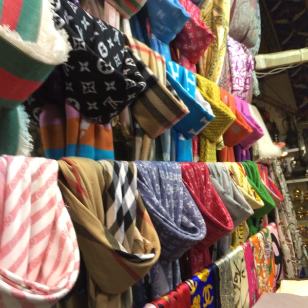 Foto tomada en Gran Bazar  por Cemil S. el 12/14/2015