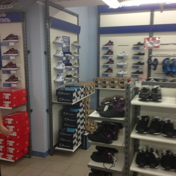 Навесное торговое оборудование спортмастер