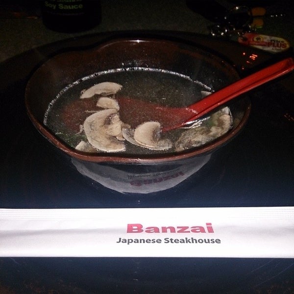 Photo taken at Banzai Hibachi Steakhouse by Gilson T. on 5/18/2014