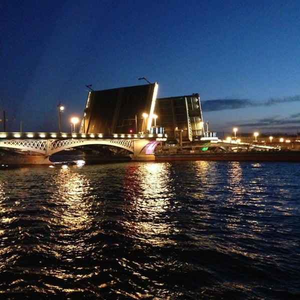 Мост лейтенанта шмидта в санкт петербурге
