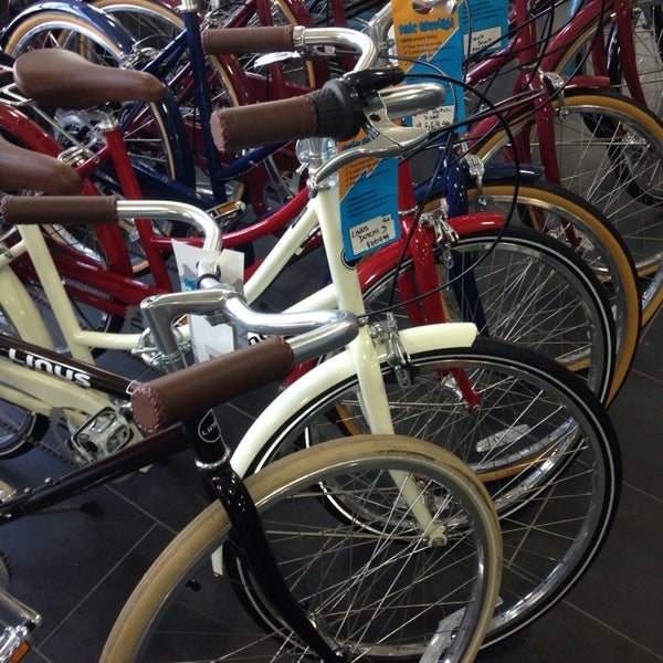 Ride Brooklyn Williamsburg Bike Shop in Williamsburg