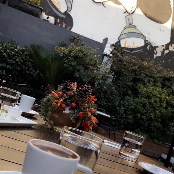 3/3/2020 tarihinde Aylin T.ziyaretçi tarafından Nola Restaurant Istanbul'de çekilen fotoğraf