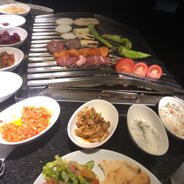 Foto scattata a GreenHill Restaurant da Süleyman Sinan K. il 12/28/2017