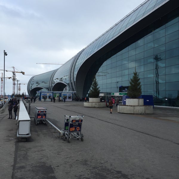 Снимок сделан в Международный аэропорт Домодедово (DME) пользователем Irina 2/11/2016