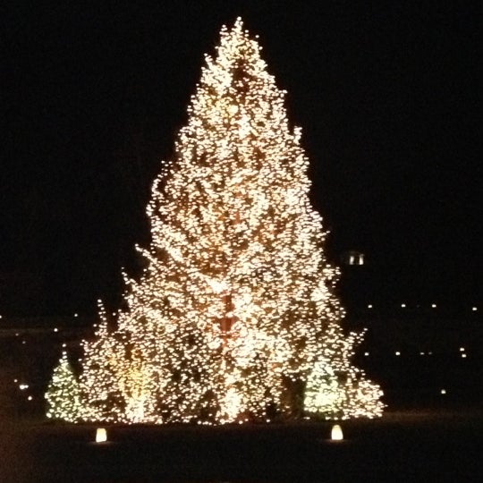 Photo taken at Hilton Asheville Biltmore Park by Kathy on 11/30/2012