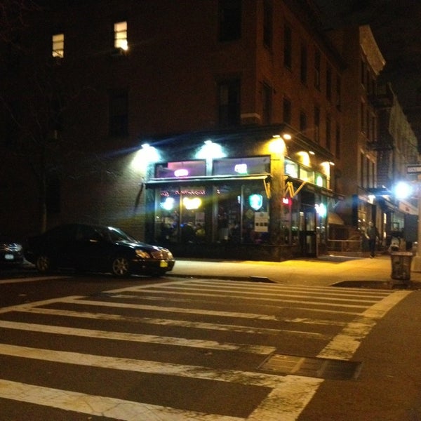1/20/2013에 Chris M.님이 Downtown Bar &amp; Grill에서 찍은 사진
