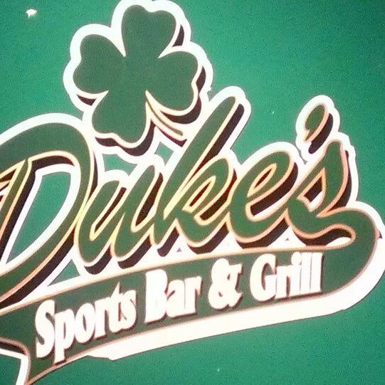 Снимок сделан в Duke&#39;s Sports Bar &amp; Grill пользователем Tessa L. 6/23/2013