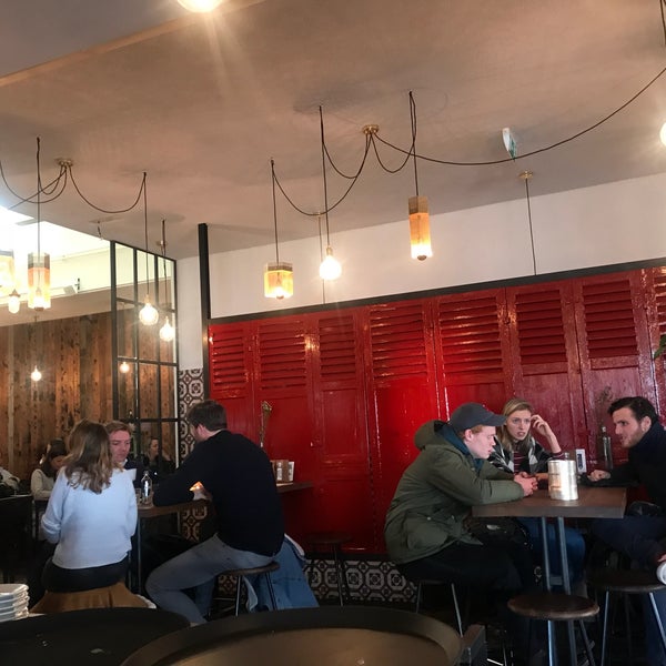3/2/2018 tarihinde Gijsbregt B.ziyaretçi tarafından Café Vrijdag'de çekilen fotoğraf
