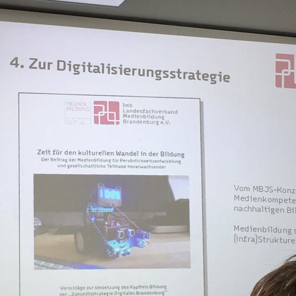 Das Foto wurde bei Medieninnovationszentrum Babelsberg (MIZ) von klischnet am 3/20/2018 aufgenommen