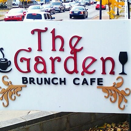 Photo taken at The Garden Brunch Cafe by Vanny V. on 11/12/2011