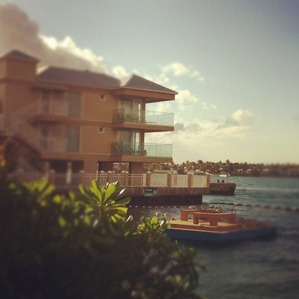 รูปภาพถ่ายที่ Pier House Resort &amp; Spa โดย Léo Soares เมื่อ 11/18/2011