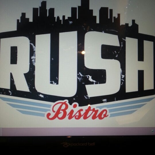 รูปภาพถ่ายที่ Rush Bistro โดย Kemal A. เมื่อ 12/21/2012