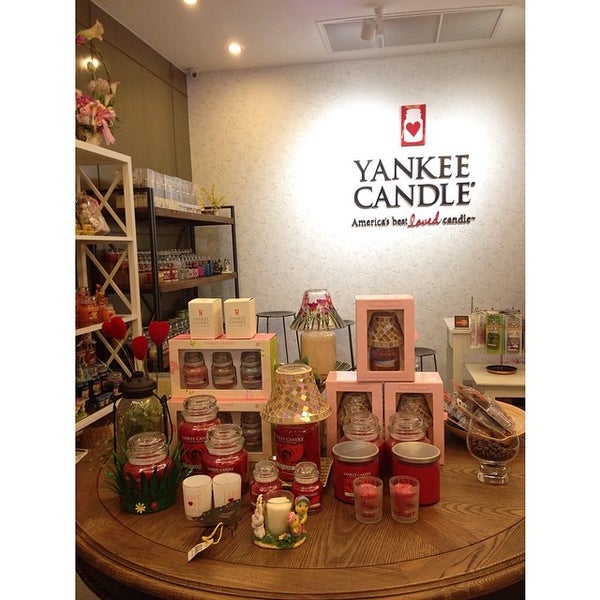 Yankee Candle Gift Store in Vadhana