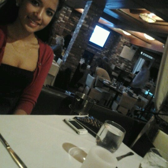Photo taken at 900 Park Restaurant by Reshmi S. on 11/22/2012