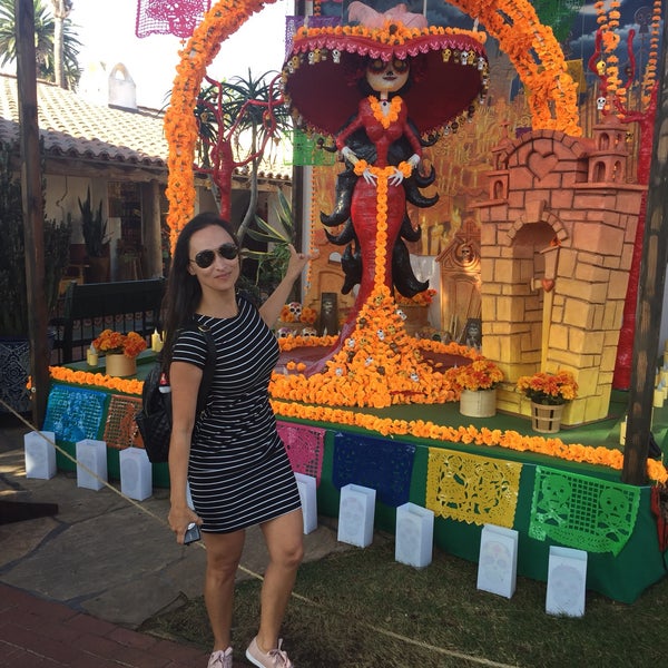 10/28/2017에 Rebeca R.님이 Fiesta de Reyes에서 찍은 사진