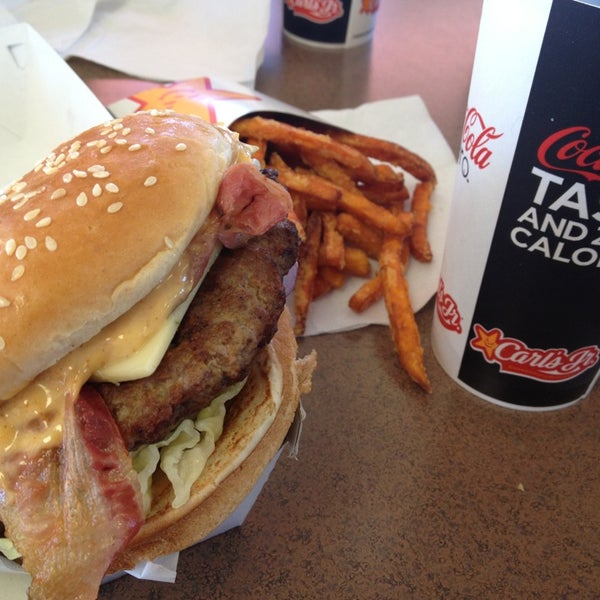 Carl's Jr. Kearny Mesa 4 tips from 522 visitors