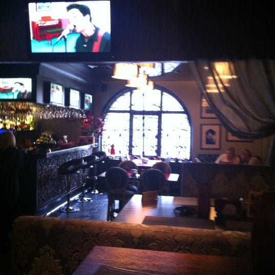 Das Foto wurde bei Fusion Cafe von Oksana am 10/19/2012 aufgenommen