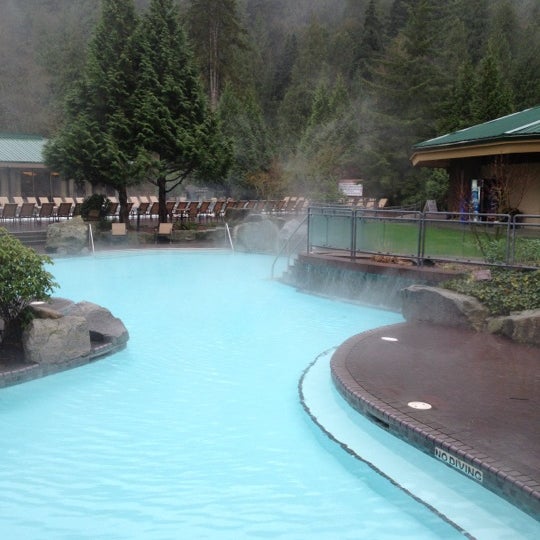Foto tirada no(a) Harrison Hot Springs Resort &amp; Spa por Nori em 12/14/2012