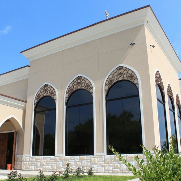 Photo taken at Pearland Islamic center of ISGH by Himmad K. on 7/19/2013