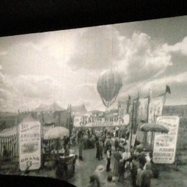 premiere nasa dollar 8 showtimes