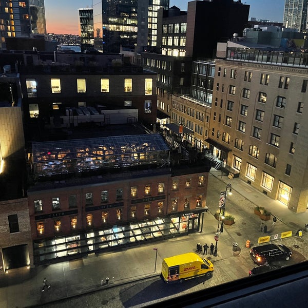 Photo taken at Gansevoort Meatpacking NYC by Piston H. on 12/20/2021