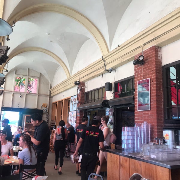 Foto tirada no(a) The Sidewalk Cafe por Piston H. em 6/29/2019