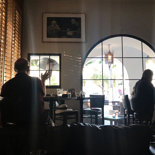 Photo taken at Intermezzo Bar + Cafe by Piston H. on 9/2/2019
