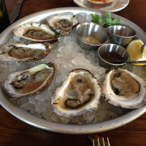 Midtown Oyster Bar 49 tips from 3194 visitors