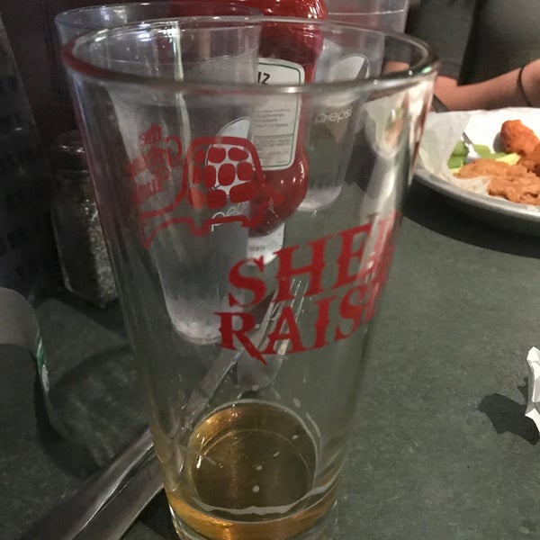 Photo taken at The Greene Turtle Sports Bar &amp; Grille by Tim W. on 6/27/2019