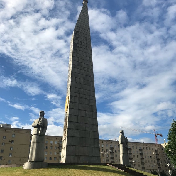 Обелиск москва город герой