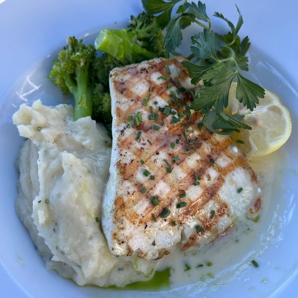 Anthony's Homeport Seafood Restaurant in Northwest Everett