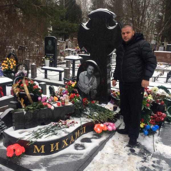 Артист, 20 лет изображающий Михаила Круга о том, кто убил шансонье