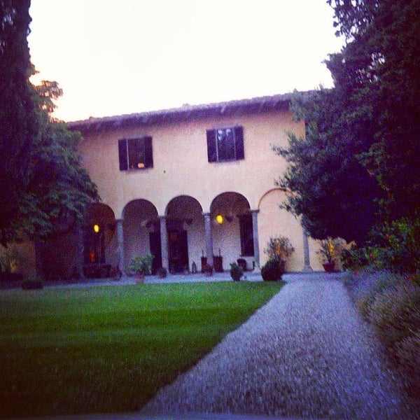 Photo taken at Villa Il Poggiale by Jair R. on 7/21/2013